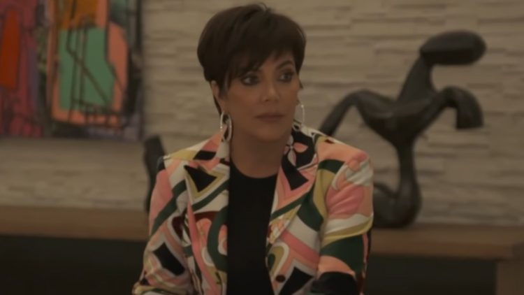 Kris Jenner Reacts To Kourtney And Kim Kardashian S Fight Video