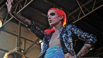 jeffree-star-shares-more-personal-life