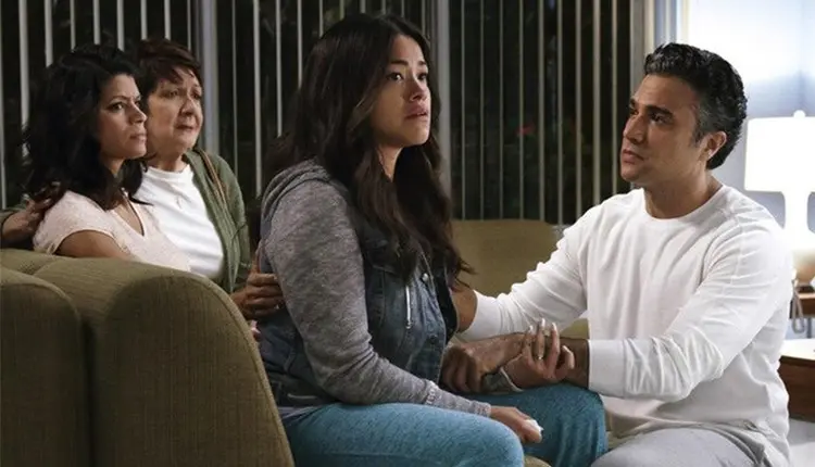Why Jane The Virgin Was The Best Show Ever 4 Everyone Truly Cared For One another Jane the Virgin Season 5