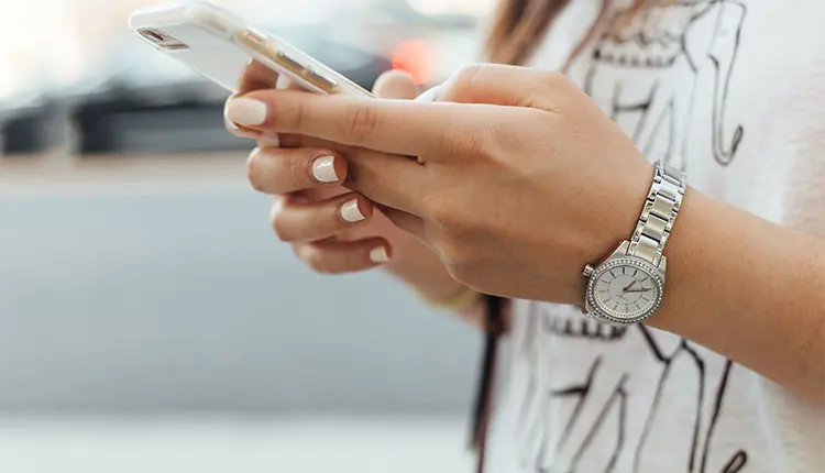 Celebrities Sharing Phone Numbers So You Can Text Them