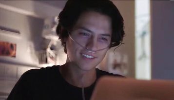Cole Sprouse Wins People's Choice Award for 'Five Feet Apart'
