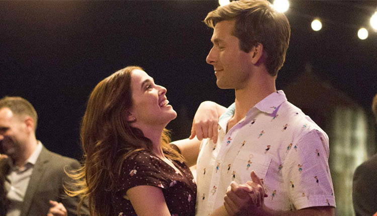 Zoey Deutch & Glen Powell to Star in New Romcom After 'Set it Up'