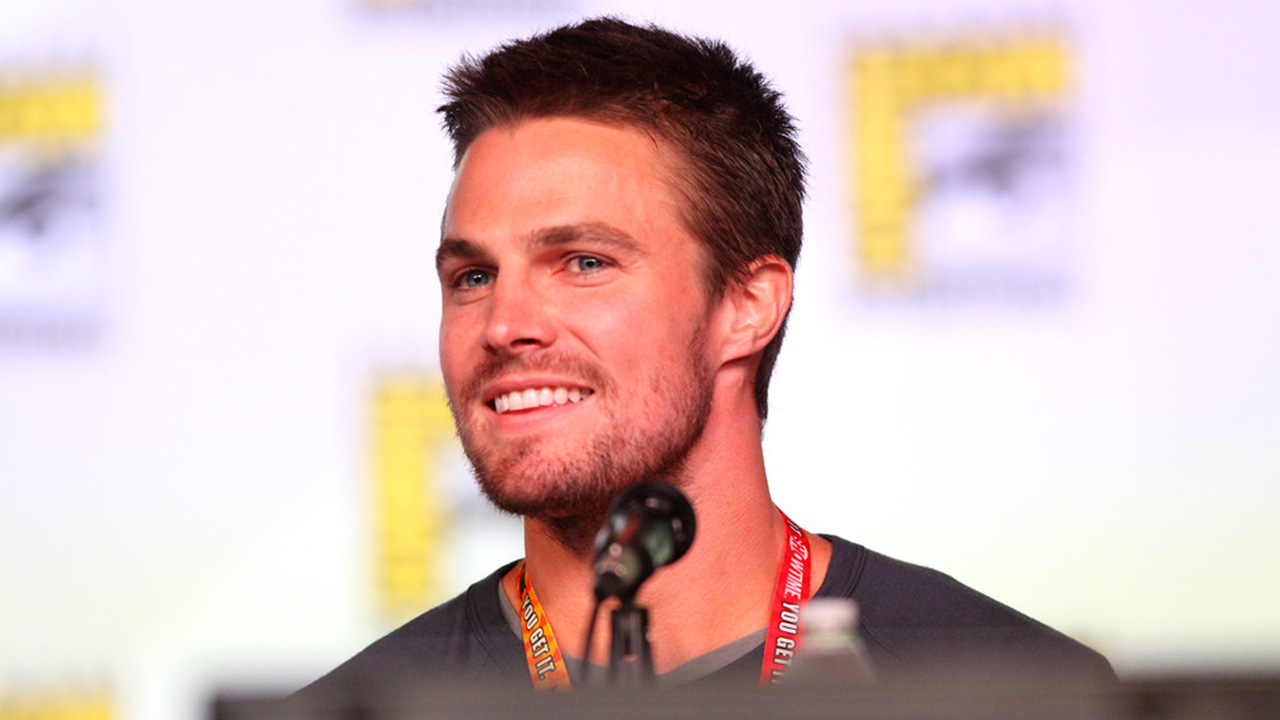 Money was why Stephen Amell Returned to Arrow Season 8