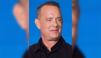 Tom Hanks' Golden Globes 2020 Moments Provide Memes