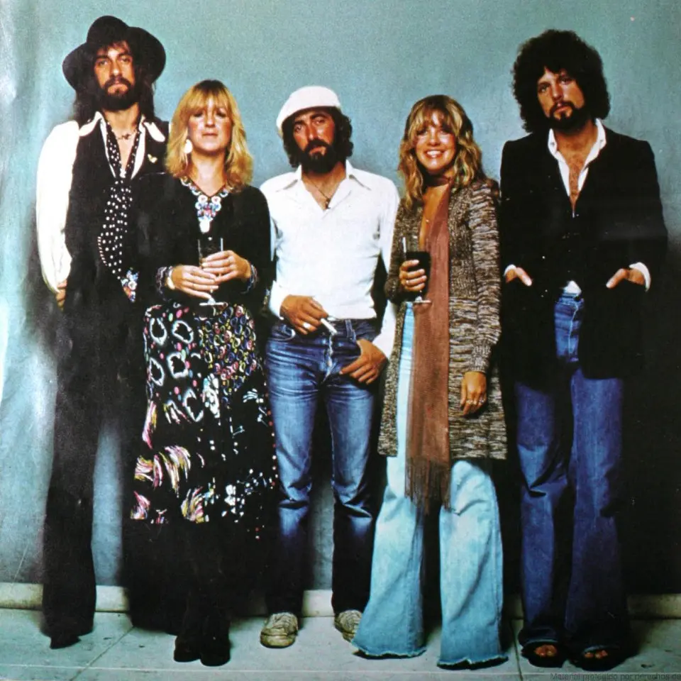 The Love Triangles behind Fleetwood Mac's "Rumours" 1 Fleetwood Mac's Rumours