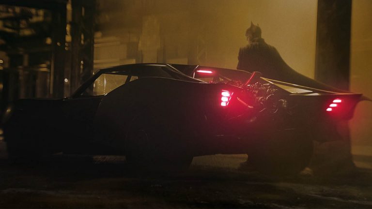 Robert Pattinson's Batmobile Revealed - Dankanator