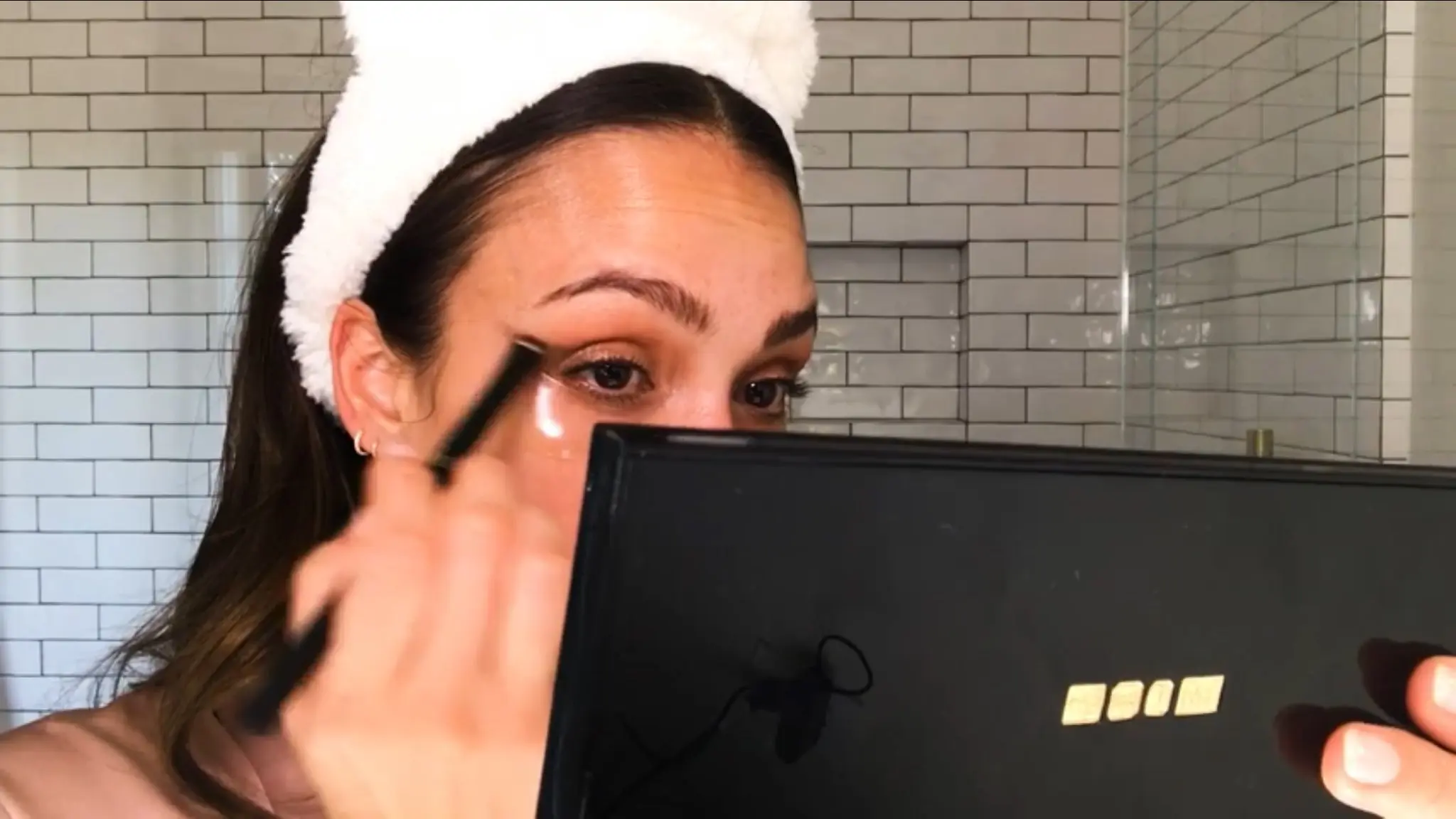 Jessica Alba Is A Beauty Guru Now 5 Wing it Jessica