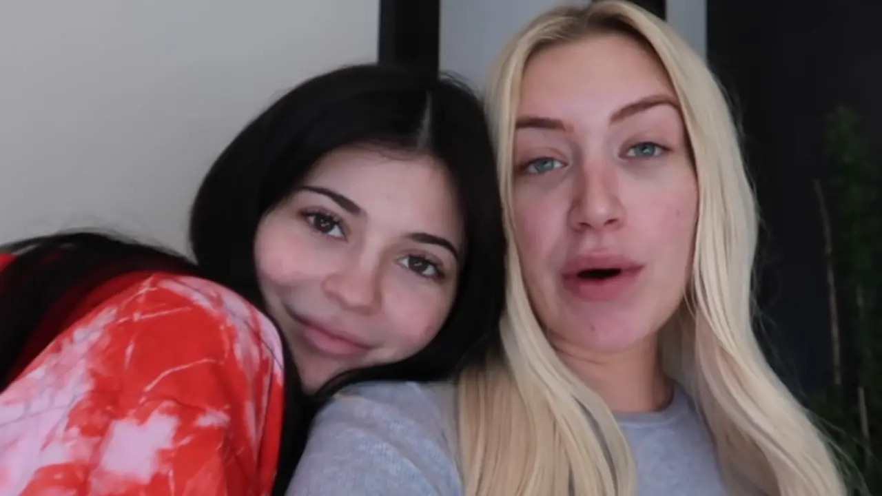 Kylie Jenner & Stassiebaby turn up the heat on TikTok
