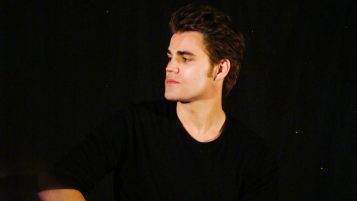 Paul Wesley directs episodes of Vampire Diaries Spin-off Legacies!