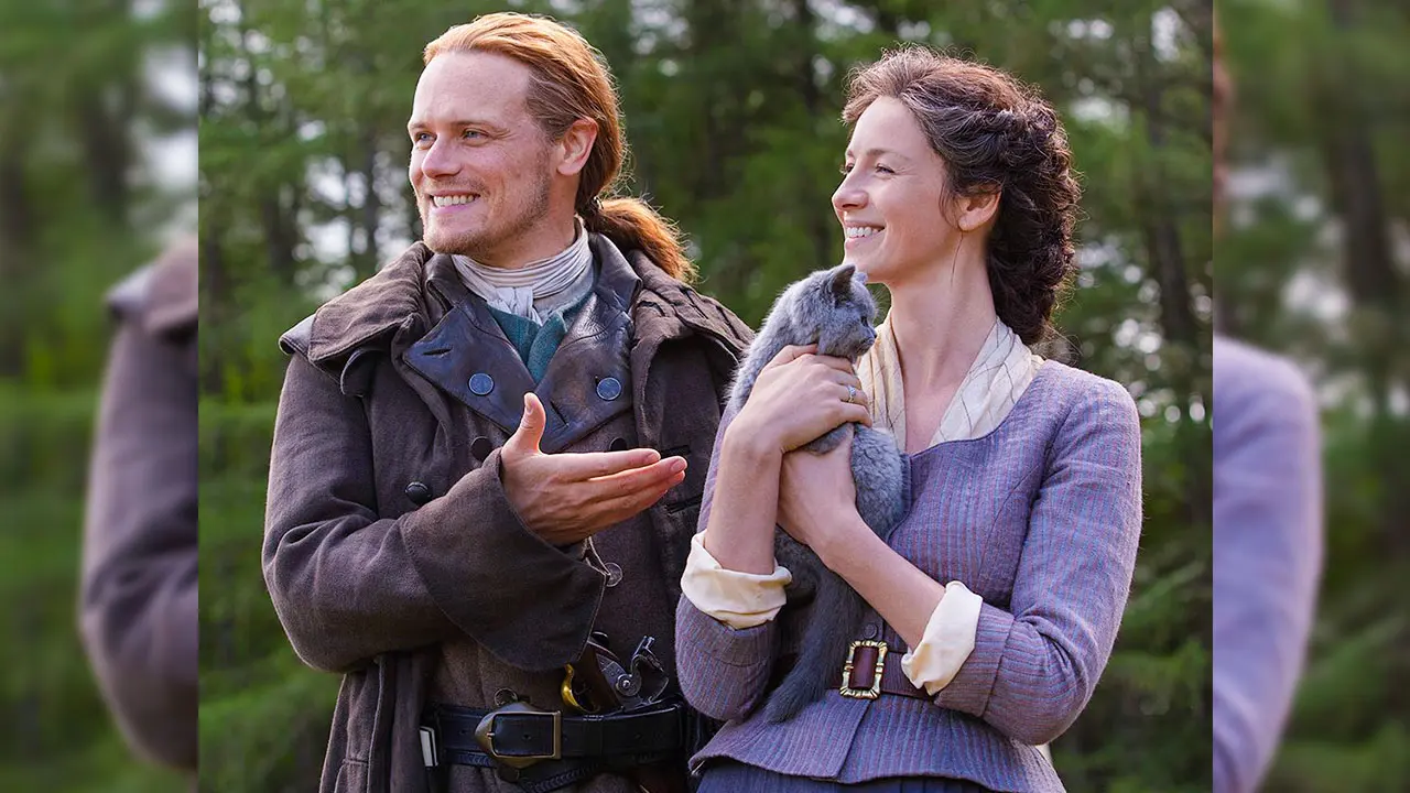 Sam Heughan & Caitriona Balfe Bid Duncan Lacroix A Teary Goodbye