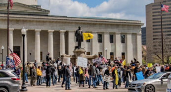 Why are Americans protesting against coronavirus lockdown?