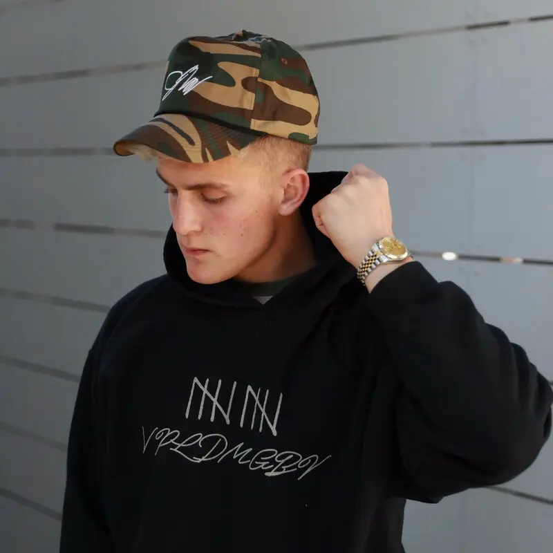 Jake Paul Surprises Julia Rose with a $250,000 Amusement Park Date! 1 Jake Paul