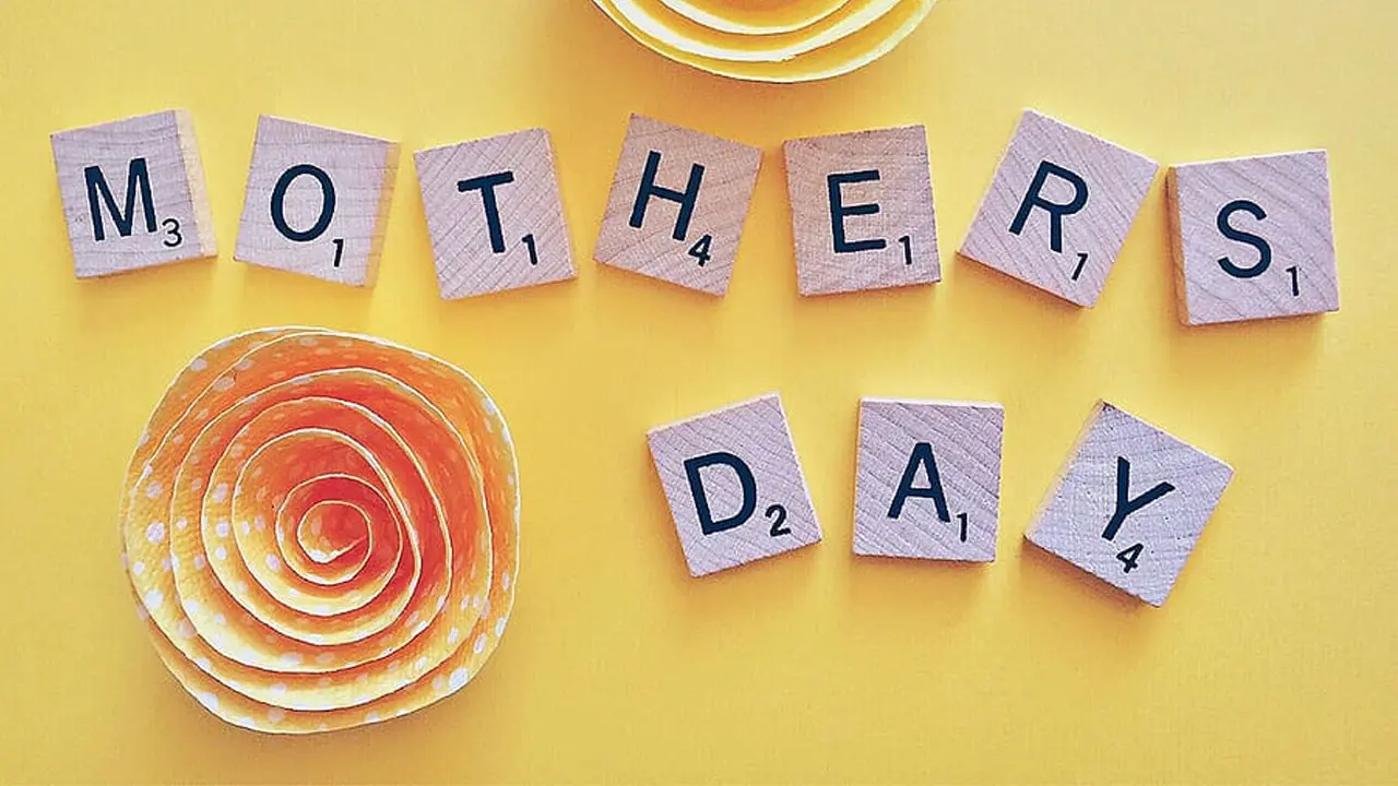 Happy Mother's Day 2020: The Internet is Celebrating the day With Jimmy Fallon's #QuarantineMomQuotes