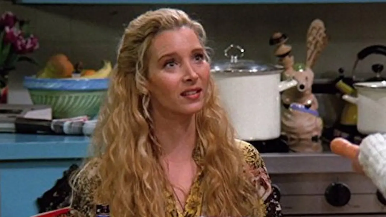 Lisa Kudrow Addresses 'Friends' Lack of Diversity