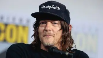 Norman Reedus Tells The Walking Dead Finale Is Game of Thrones Battle