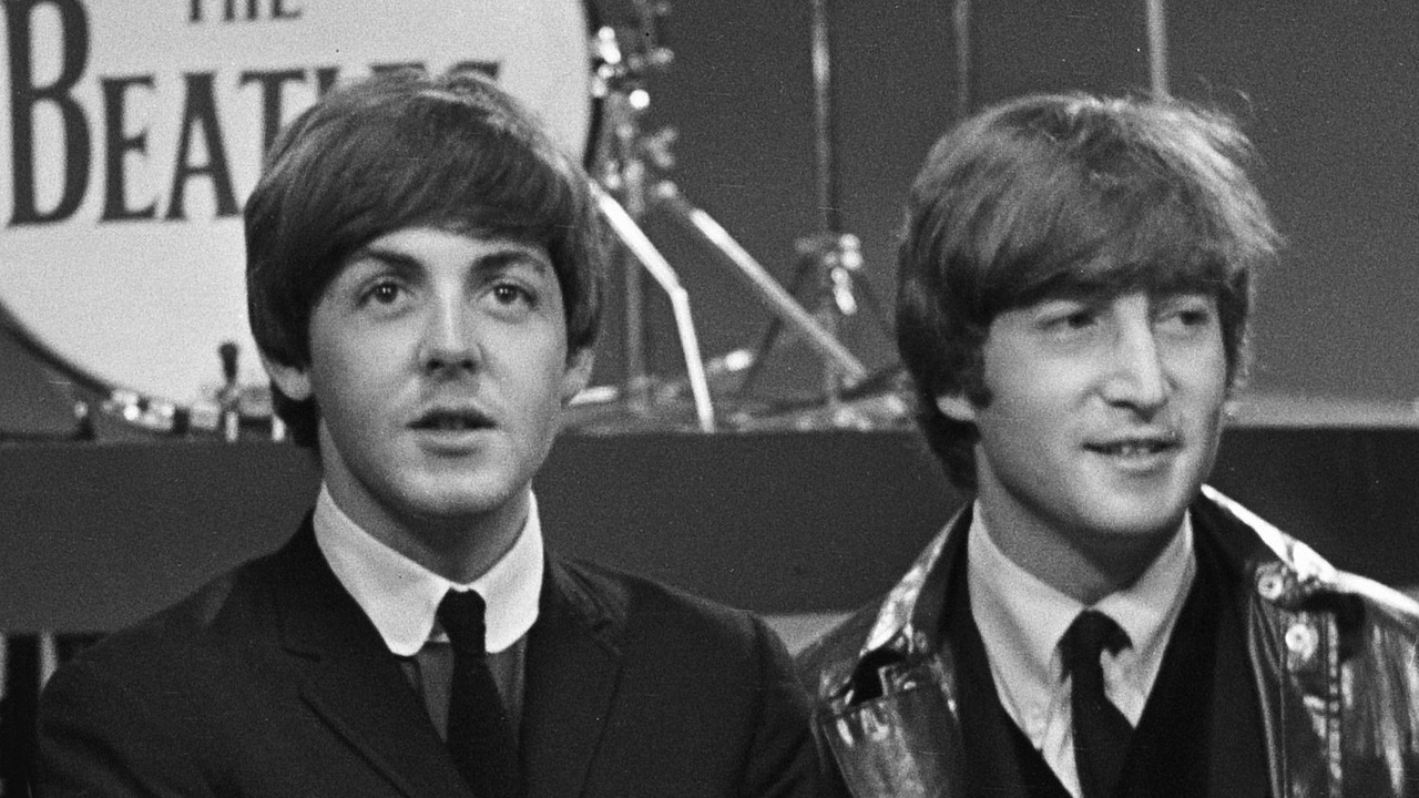When Paul McCartney And John Lennon "Pleasured" Themselves In Front Of Each Other