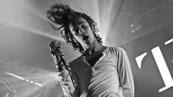 The 1975's Matty Healy Is Cancelled Over George Floyd Tweet