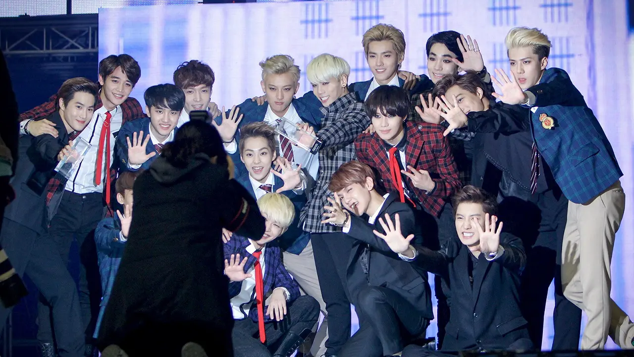 K-Pop Stans Hijack Racist White Lives Matter Trends On Twitter!