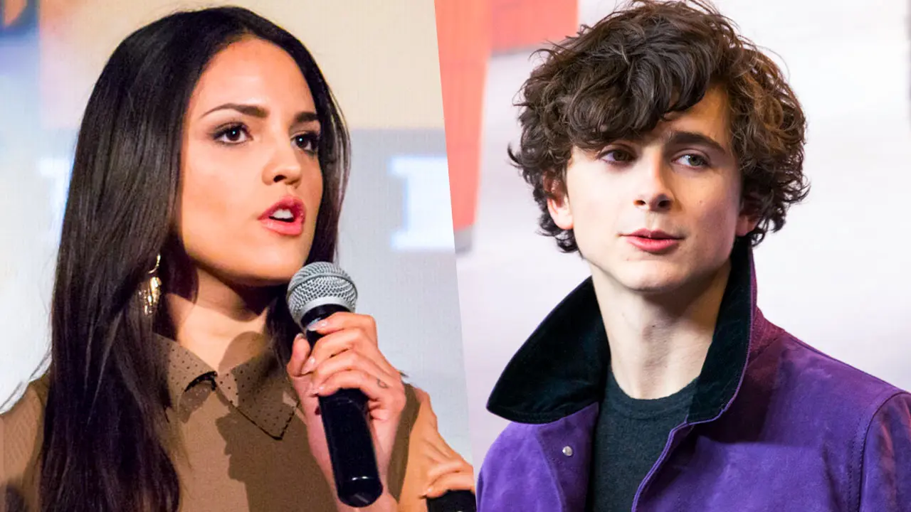 Timothee Chalamet And Eiza Gonzalez Are Officially Dating