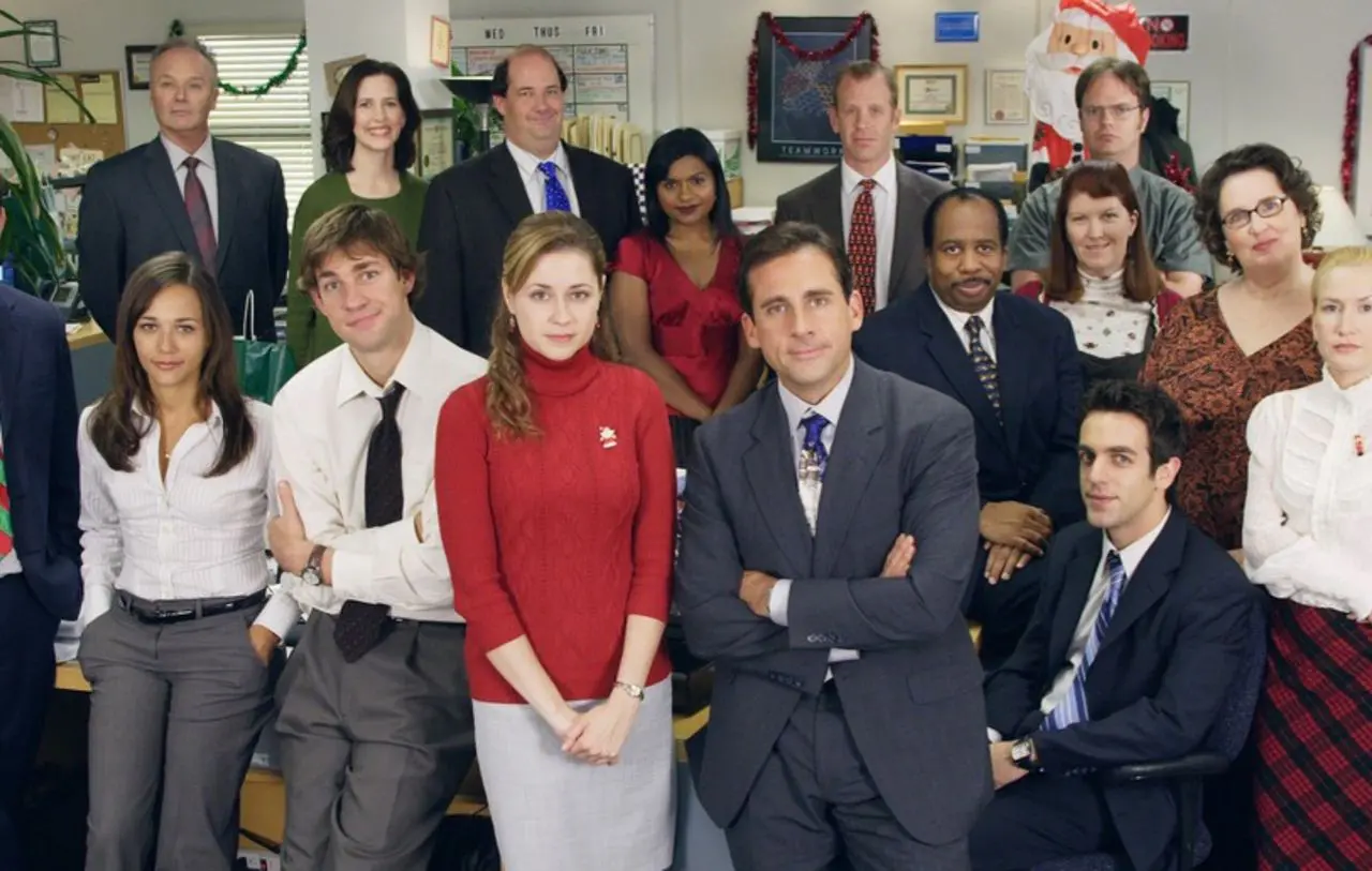 'The Office' Writers Tried To Kill Off This Main Character! 1 The Office Writers Tried To Kill Off This Main Character!