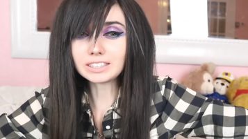 Internet reacts to Eugenia Cooney deleting her Discord server