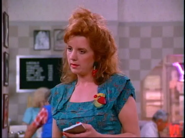 Julia Louis-Dreyfus Was Almost Never Cast As Elaine On 'Seinfeld' 2 Lee Galrington In Seinfeld Pilot