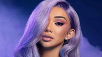 Nikita Dragun joins hand with Morphe for their new artistry palette