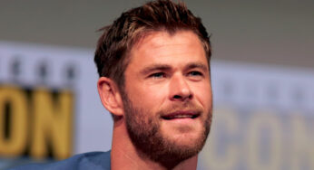 Chris Hemsworth Didn’t Allow His Trainer To Appear On ‘The Bachelor’