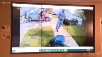 Minutes after Derek Chauvin trial, Ohio Police officer kills black teenage girl holding a knife