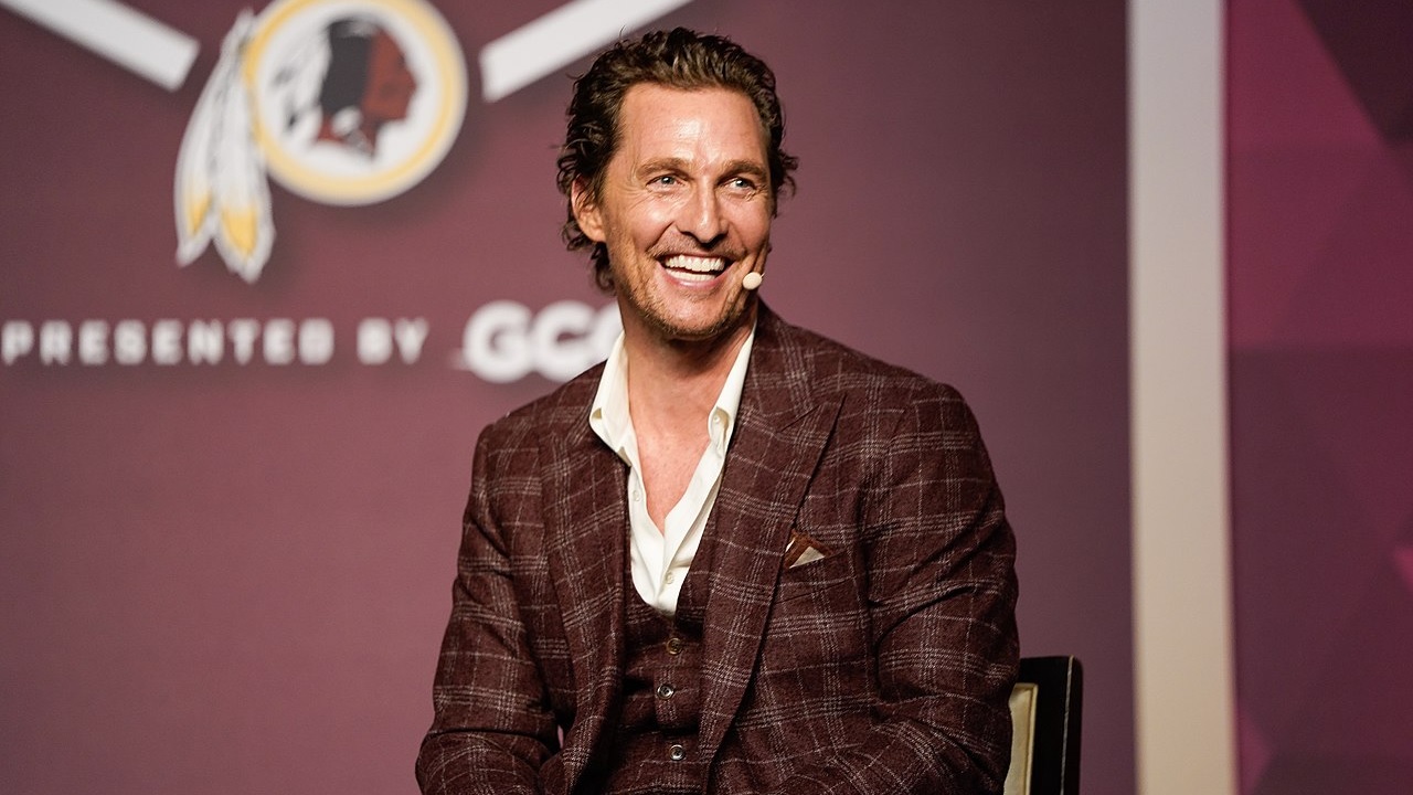 Matthew McConaughey has not worn a deodorant since 30 years. However, he does shower a lot. One of his co-stars says he smells like granola.