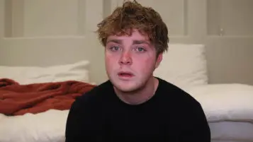 Alex Warren Opens Up about losing mom to addiction