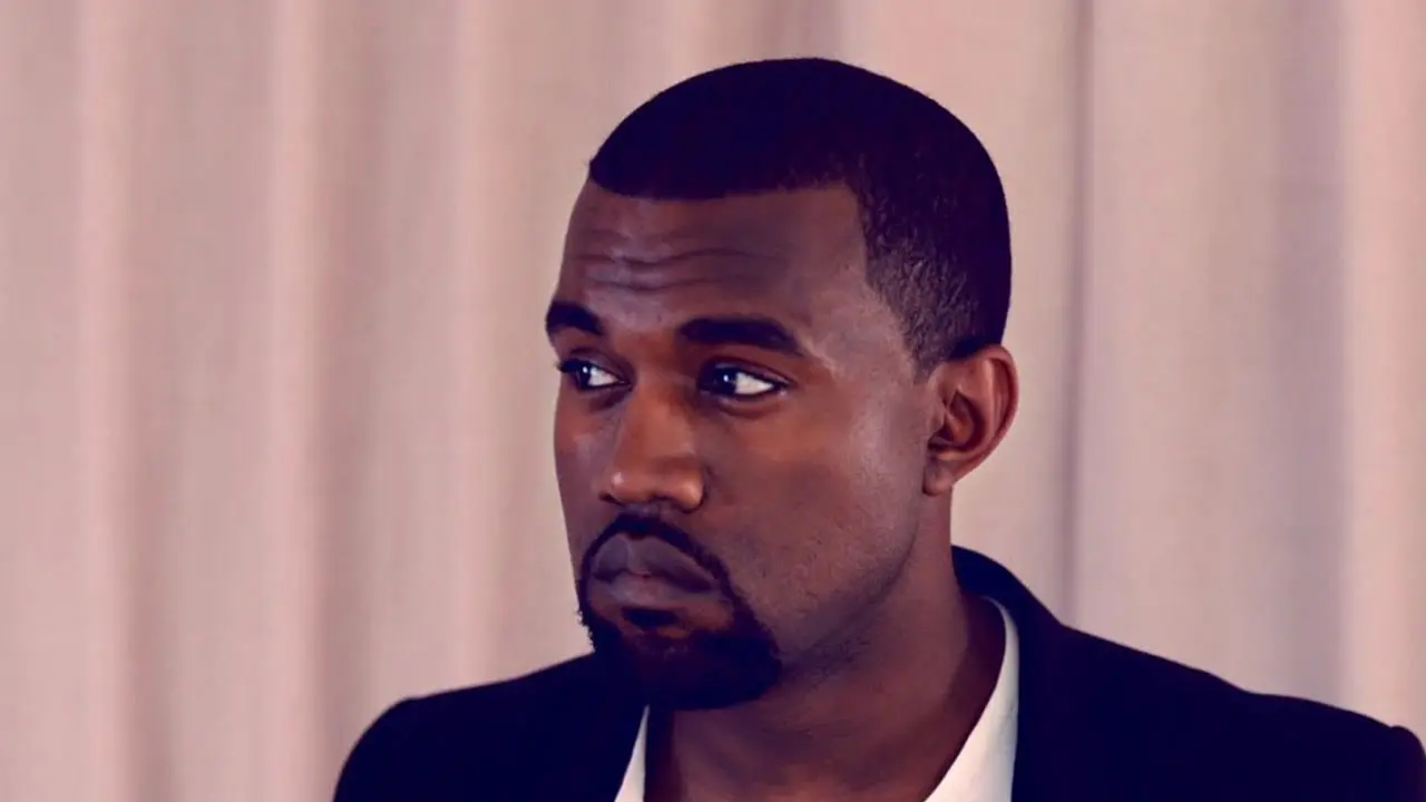 Kanye West Spotted With Julia Fox As Pete Davidson and Kim Kardashian Enjoy Bahamas Vacation