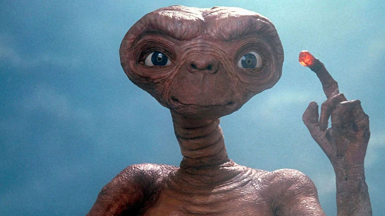 E.T. the Extra Terrestrial movie Best Alien Movies To Watch