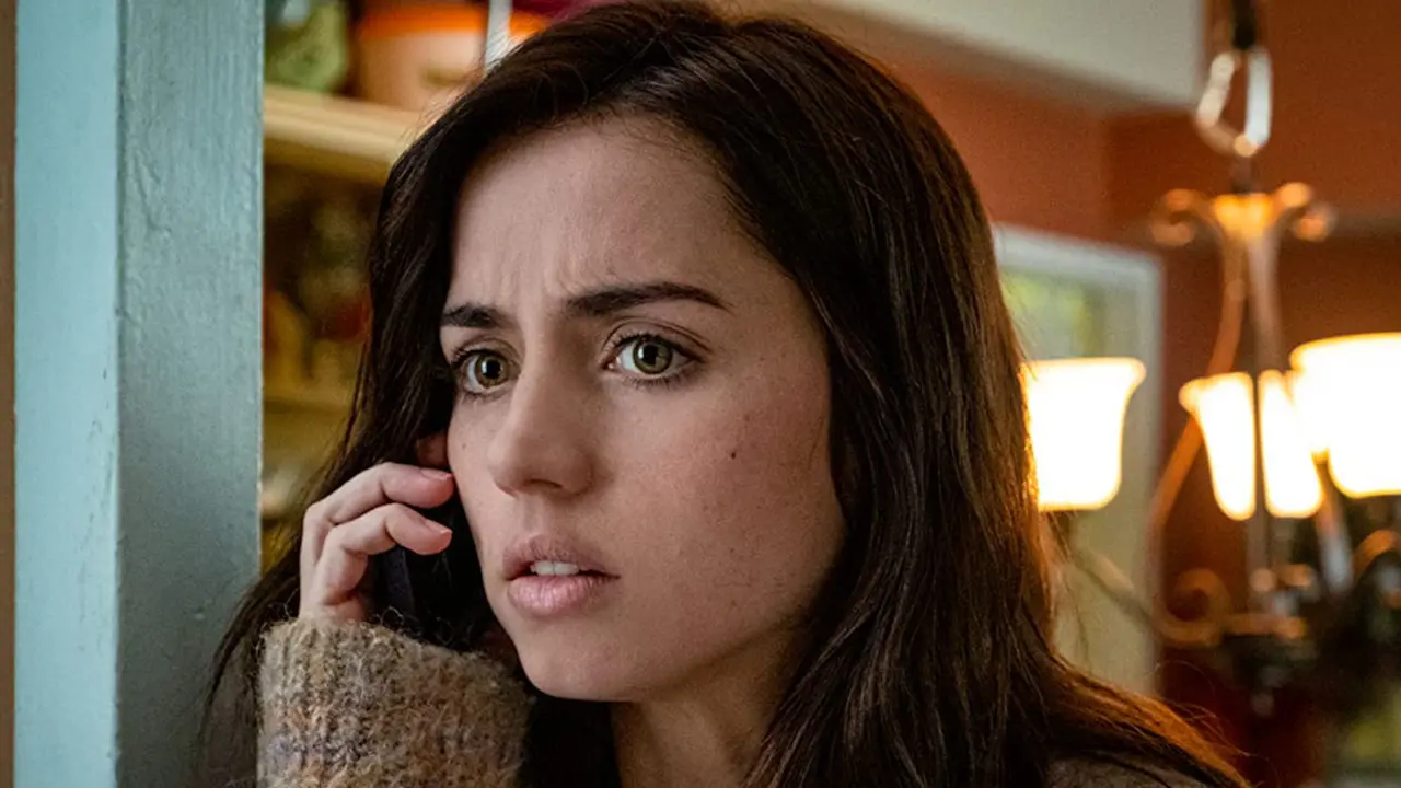 Best Ana De Armas Movies List 1 Ana De Armas in Knives Out