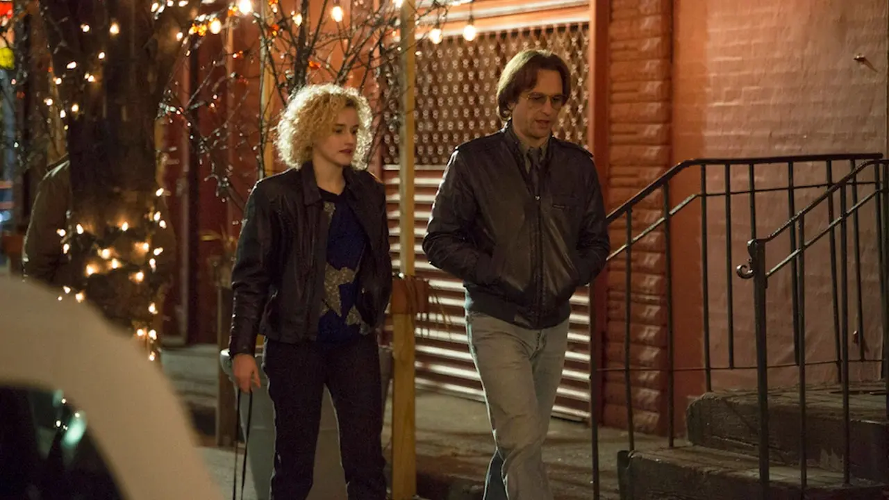 10 Best Julia Garner Movies And TV Shows 1 Julia Garner in The Americans Show