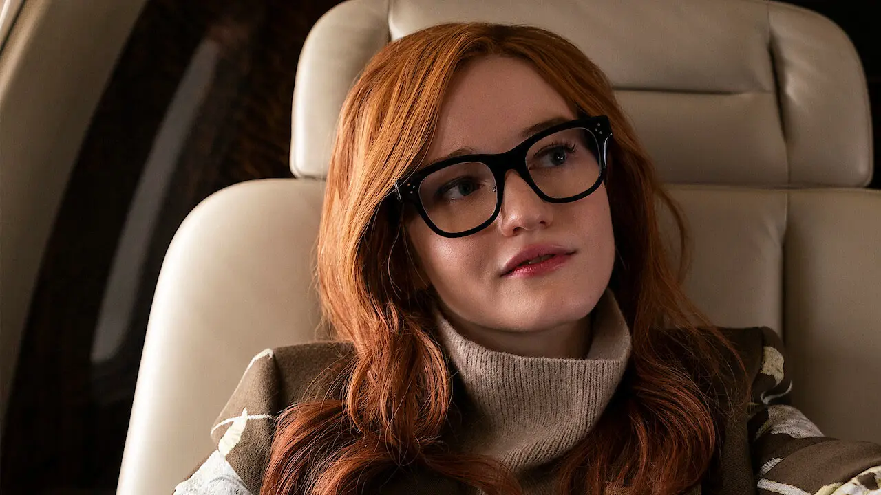 10 Best Julia Garner Movies And TV Shows 8 Julia Garner in Inventing Anna