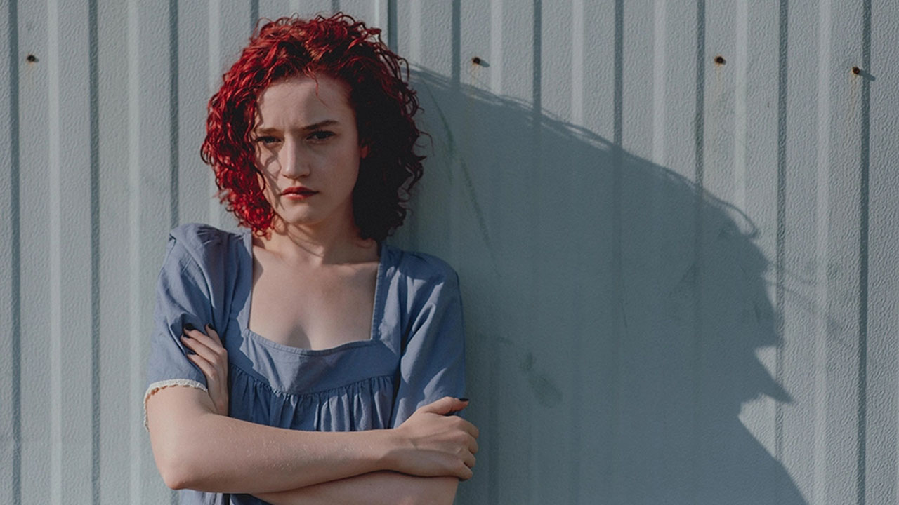 Julia Garner in Red Tomato