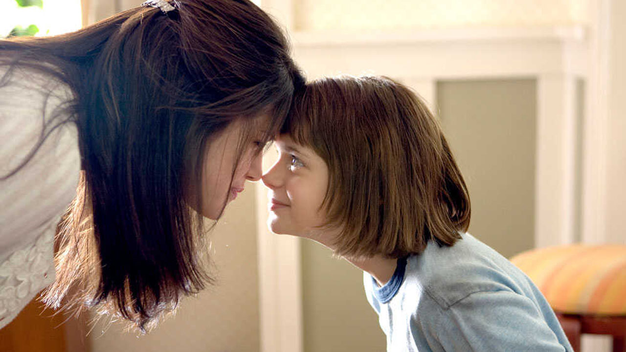 Selena Gomez and Joey King in Ramona and Beezus